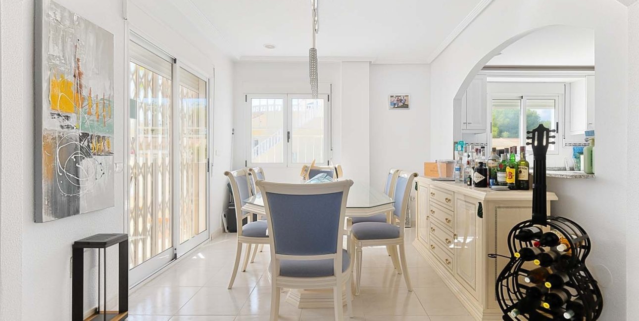 Resale - Villa -
Pinar de Campoverde - Pinar de Campoverde - Village