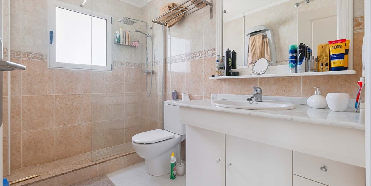 Resale - Villa -
Pinar de Campoverde - Pinar de Campoverde - Village