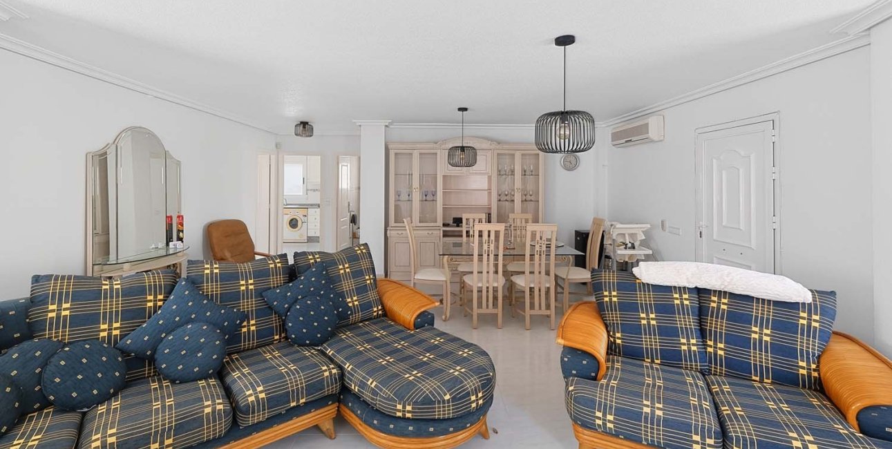 Resale - Villa -
Pinar de Campoverde - Pinar de Campoverde - Village