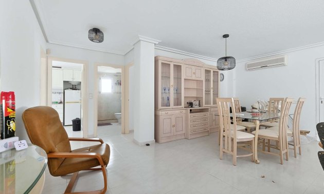 Resale - Villa -
Pinar de Campoverde - Pinar de Campoverde - Village