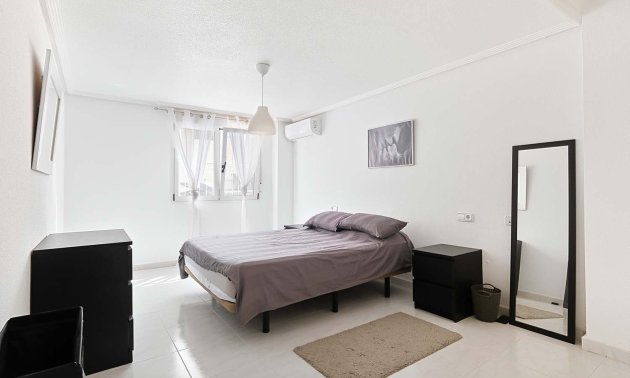 Resale - Villa -
Pinar de Campoverde - Pinar de Campoverde - Village