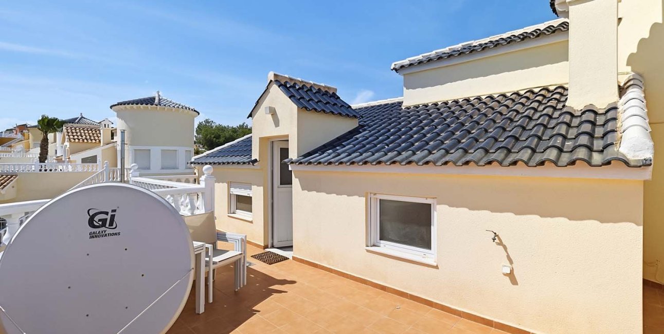 Resale - Villa -
Pinar de Campoverde - Pinar de Campoverde - Village