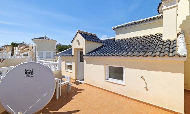 Resale - Villa -
Pinar de Campoverde - Pinar de Campoverde - Village