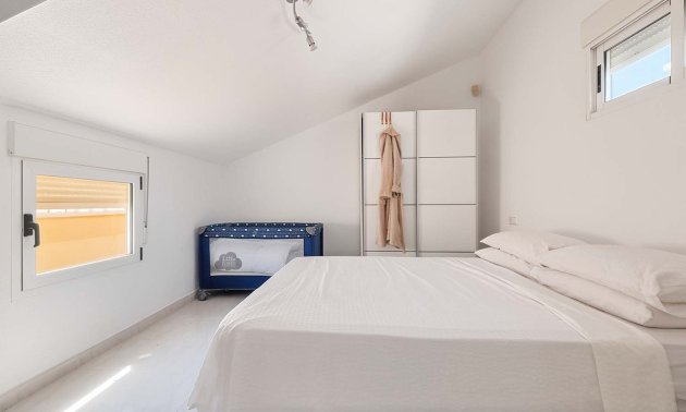 Resale - Villa -
Pinar de Campoverde - Pinar de Campoverde - Village