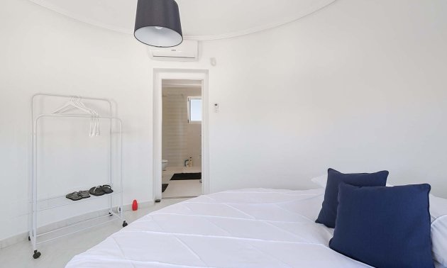 Resale - Villa -
Pinar de Campoverde - Pinar de Campoverde - Village