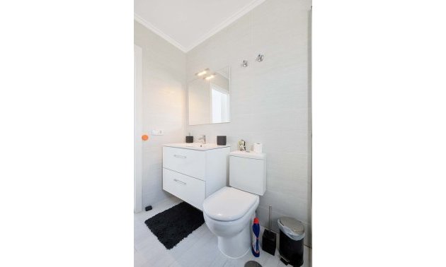 Resale - Villa -
Pinar de Campoverde - Pinar de Campoverde - Village
