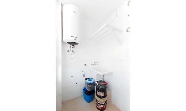 Reventa - Apartamento / piso -
Torrevieja - Torre La Mata
