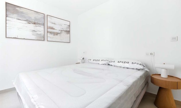 Reventa - Apartamento / piso -
Torrevieja - Torre La Mata