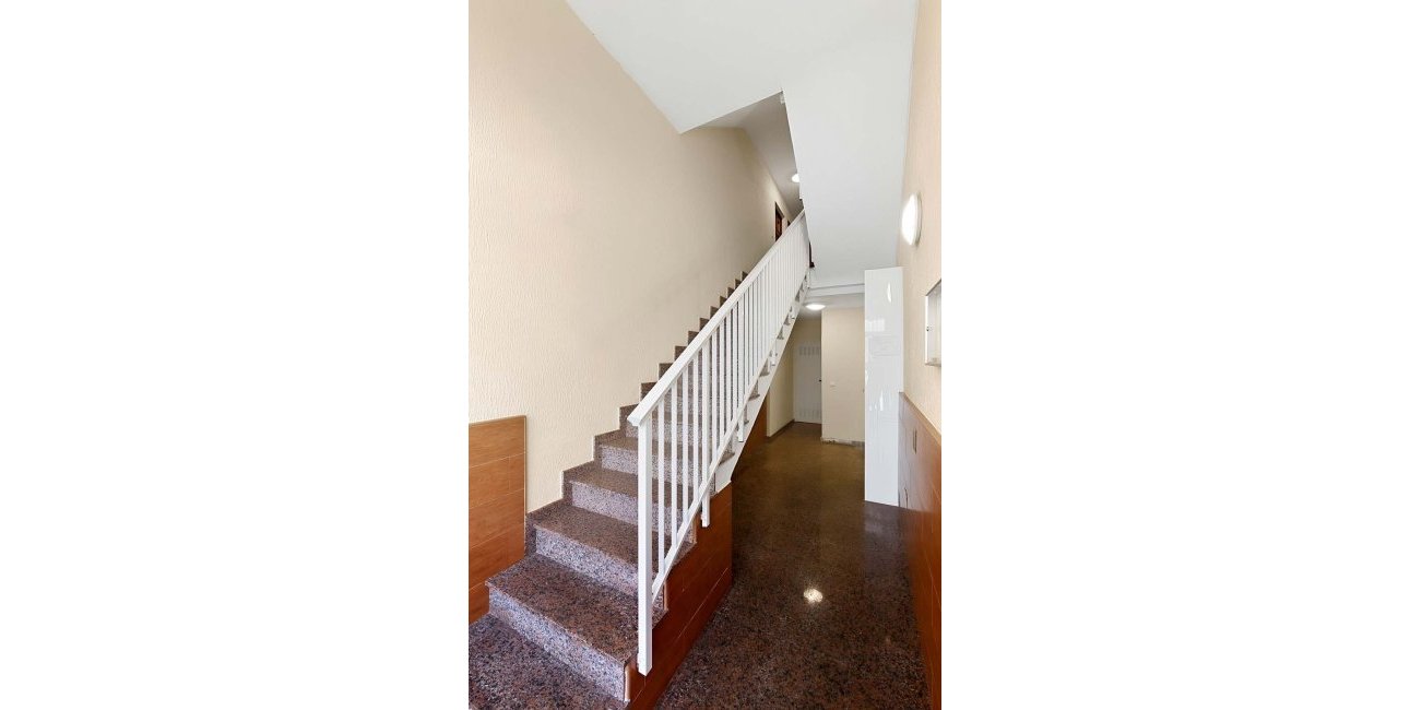 Reventa - Apartamento / piso -
Torrevieja - Torre La Mata