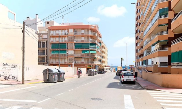 Reventa - Apartamento / piso -
Torrevieja - Torre La Mata