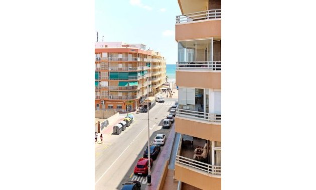 Reventa - Apartamento / piso -
Torrevieja - Torre La Mata