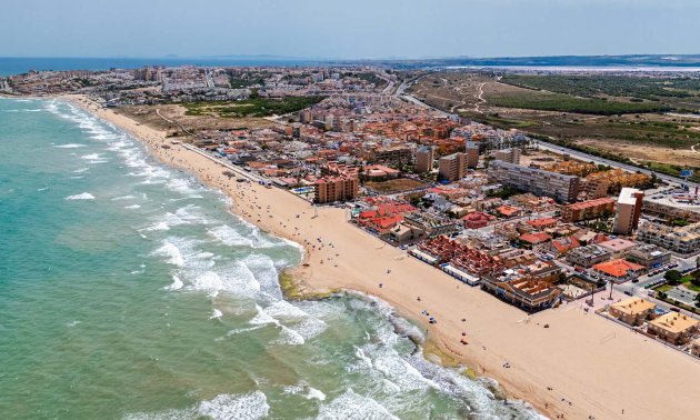 Reventa - Apartamento / piso -
Torrevieja - Torre La Mata