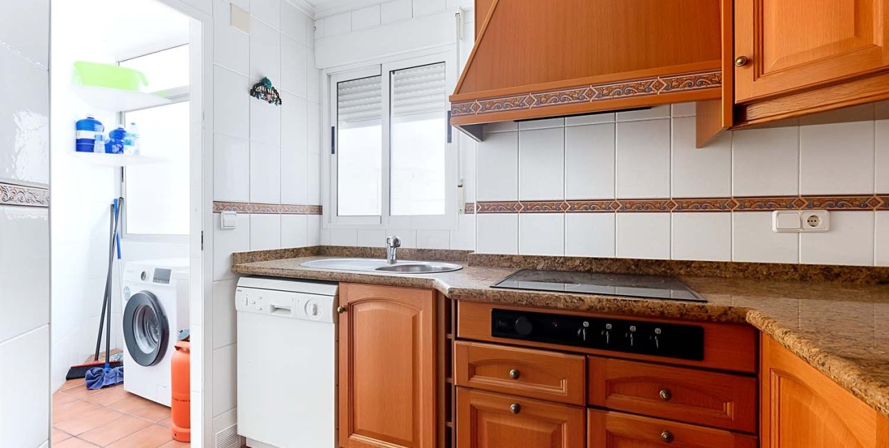 Resale - Apartment / flat -
Torrevieja - Torre La Mata