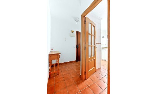 Resale - Apartment / flat -
Torrevieja - Torre La Mata