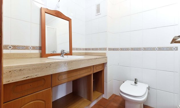 Resale - Apartment / flat -
Torrevieja - Torre La Mata