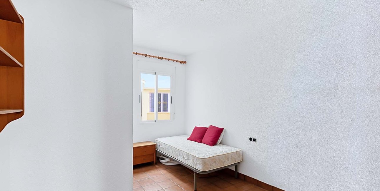 Resale - Apartment / flat -
Torrevieja - Torre La Mata
