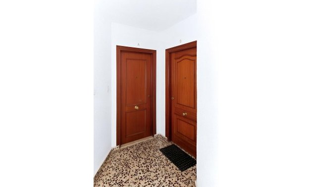 Resale - Apartment / flat -
Torrevieja - Torre La Mata