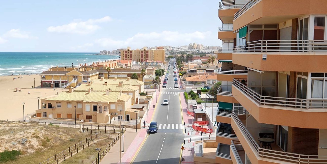 Resale - Apartment / flat -
Torrevieja - Torre La Mata