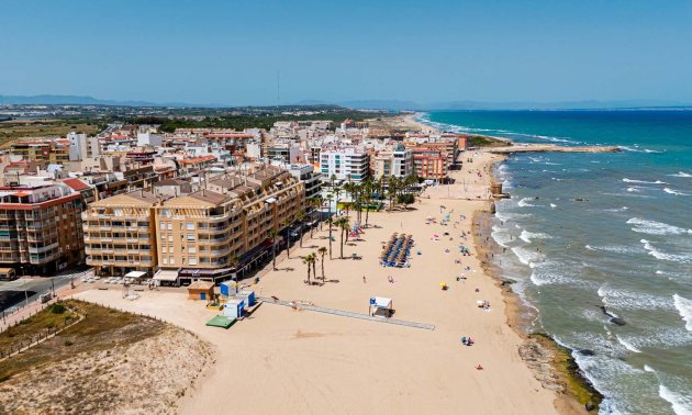 Resale - Apartment / flat -
Torrevieja - Torre La Mata