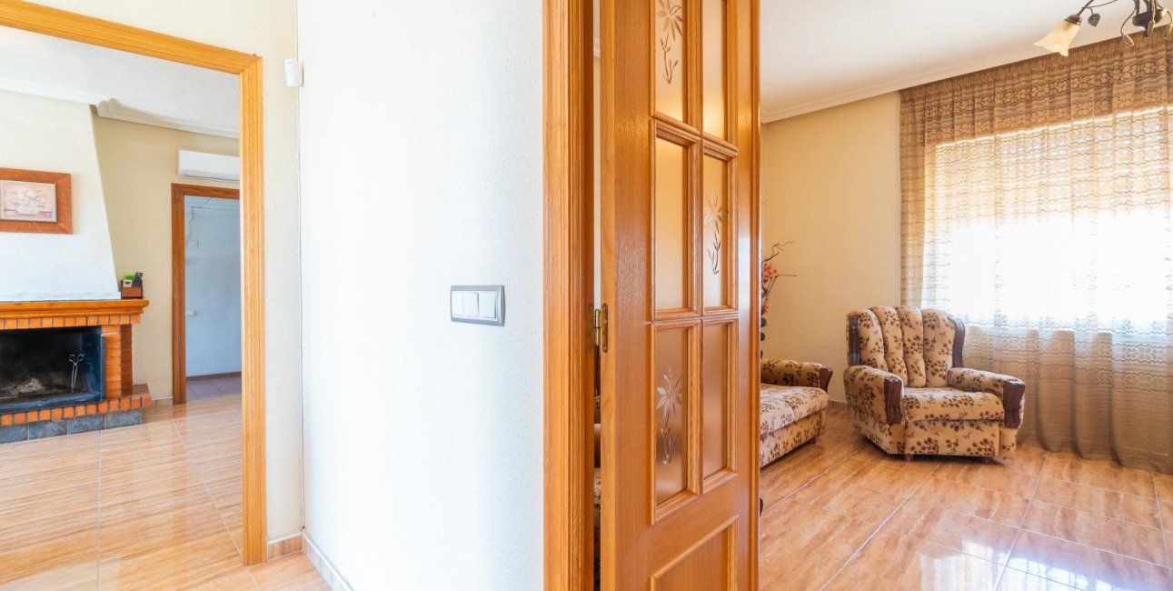 Resale - Villa -
San Miguel de Salinas - Torremendo