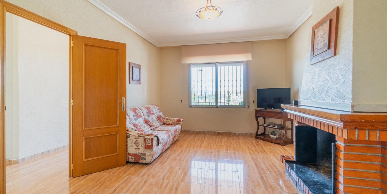 Resale - Villa -
San Miguel de Salinas - Torremendo