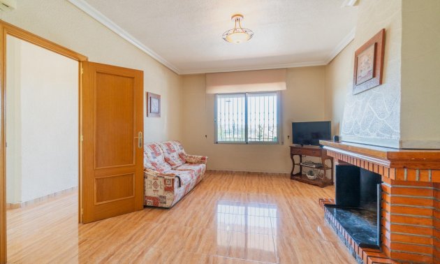 Resale - Villa -
San Miguel de Salinas - Torremendo