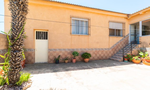Resale - Villa -
San Miguel de Salinas - Torremendo