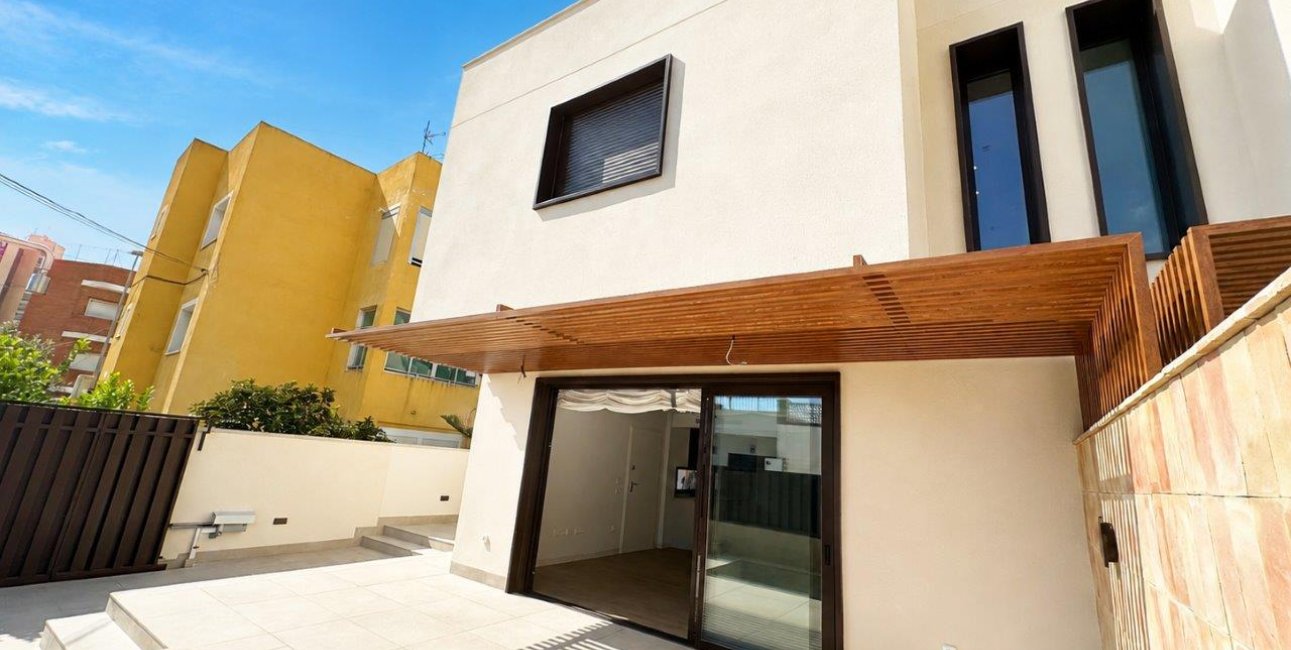 Resale - Villa -
Santiago de La Ribera - Santiago de La Ribera - Town