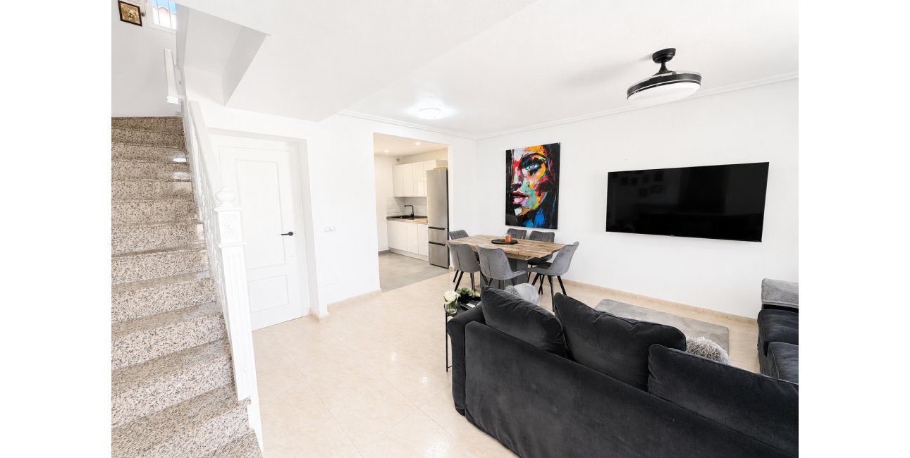 Resale - Townhouse -
Orihuela Costa - Campoamor
