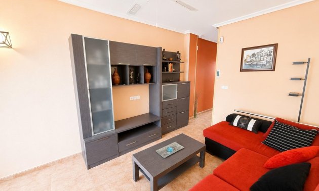 Reventa - Apartamento / piso -
Torrevieja - Estacion de autobuses