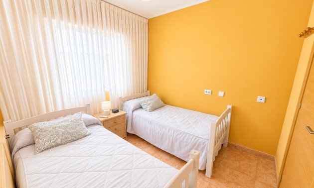 Reventa - Apartamento / piso -
Torrevieja - Estacion de autobuses