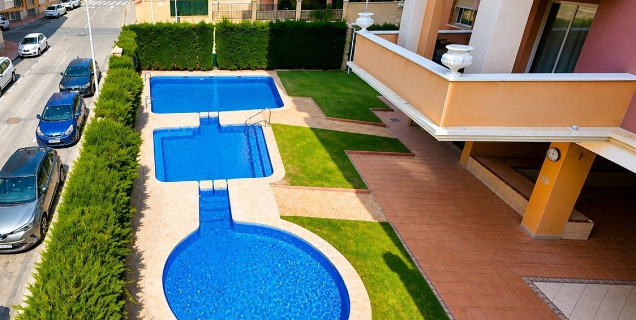 Reventa - Apartament / Duplex -
Torrevieja - Playa de los Locos