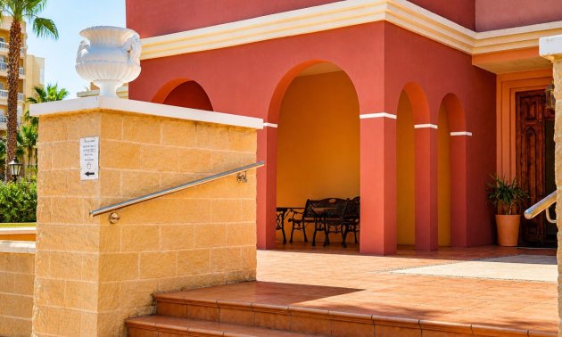 Reventa - Apartament / Duplex -
Torrevieja - Playa de los Locos