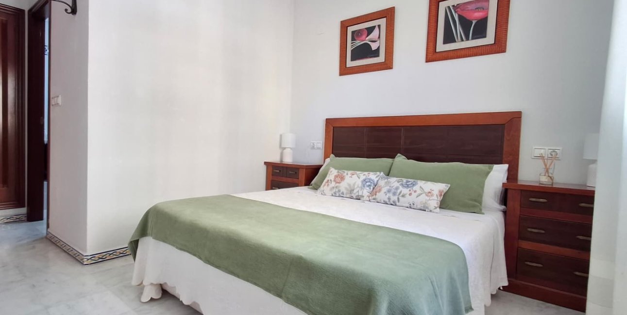 Reventa - Apartament / Duplex -
Torrevieja - Playa de los Locos
