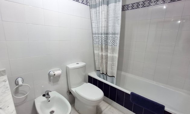 Reventa - Apartament / Duplex -
Torrevieja - Playa de los Locos