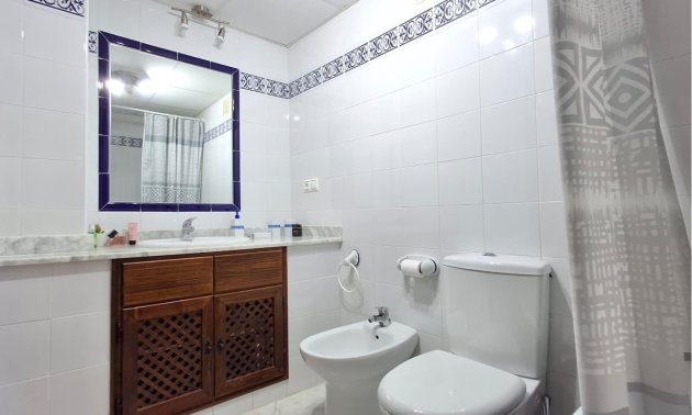 Reventa - Apartament / Duplex -
Torrevieja - Playa de los Locos