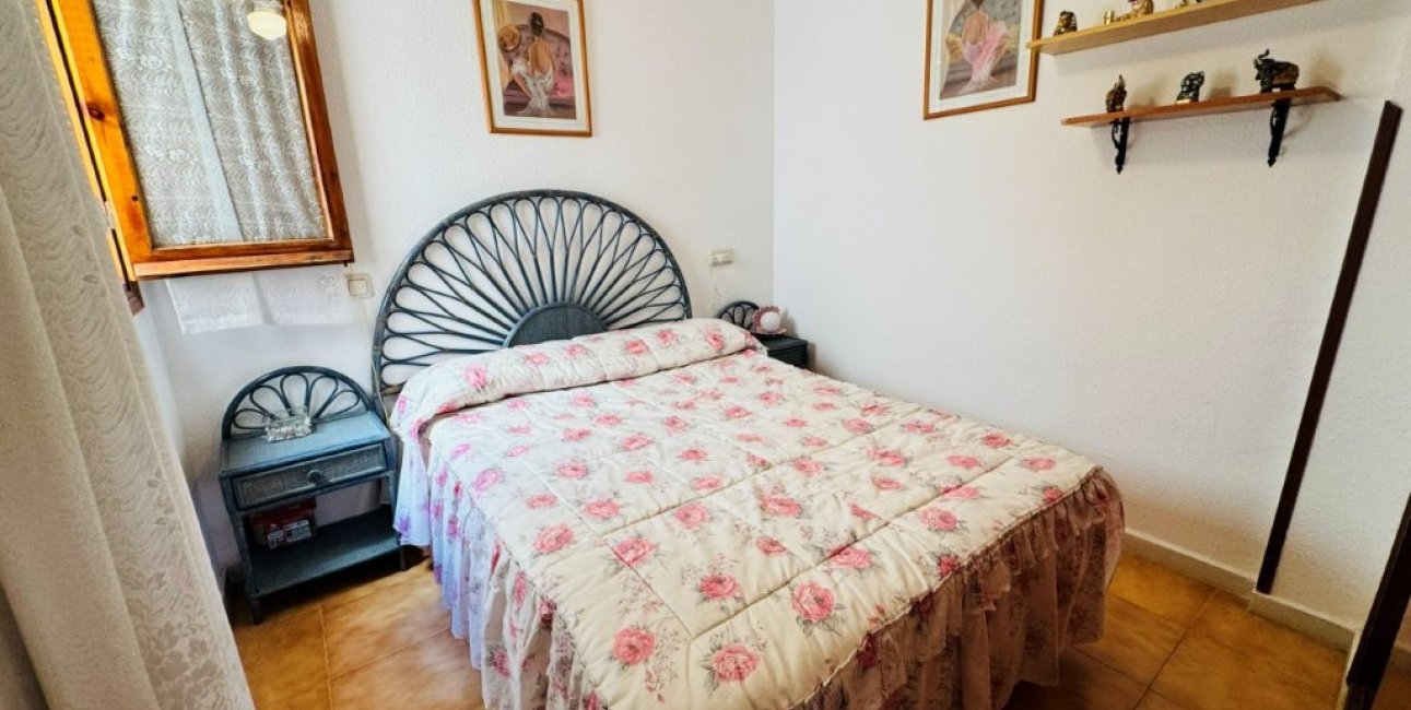 Rynek wtórny - Mieszkanie  -
Torrevieja - Puerto Romano