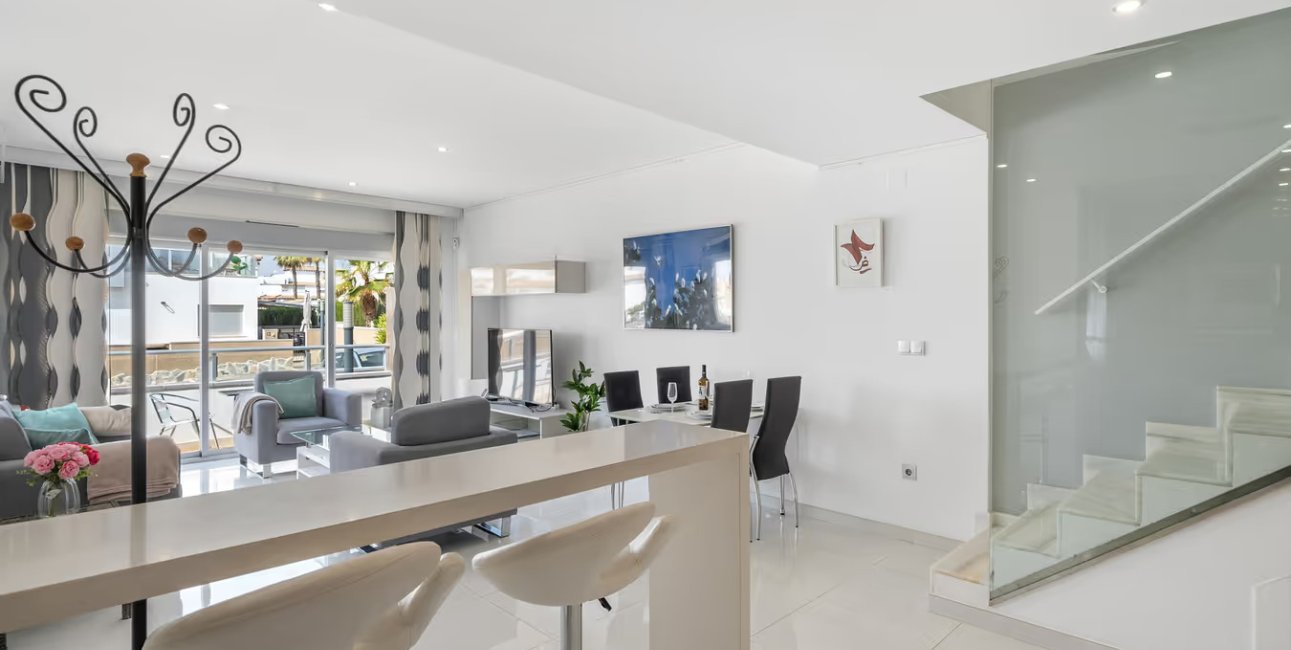Resale - Townhouse -
Orihuela Costa - Punta Prima