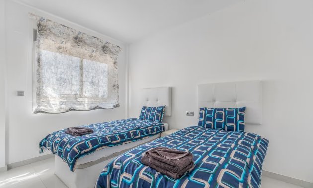 Resale - Townhouse -
Orihuela Costa - Punta Prima