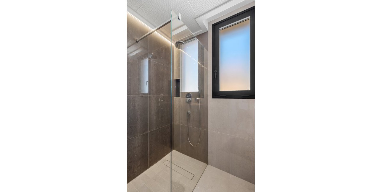 Resale - Villa -
Guardamar del Segura - Los Secanos