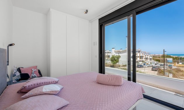 Resale - Villa -
Guardamar del Segura - Los Secanos