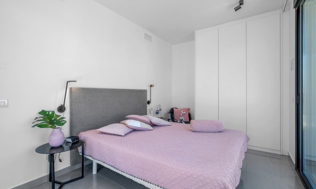 Resale - Villa -
Guardamar del Segura - Los Secanos