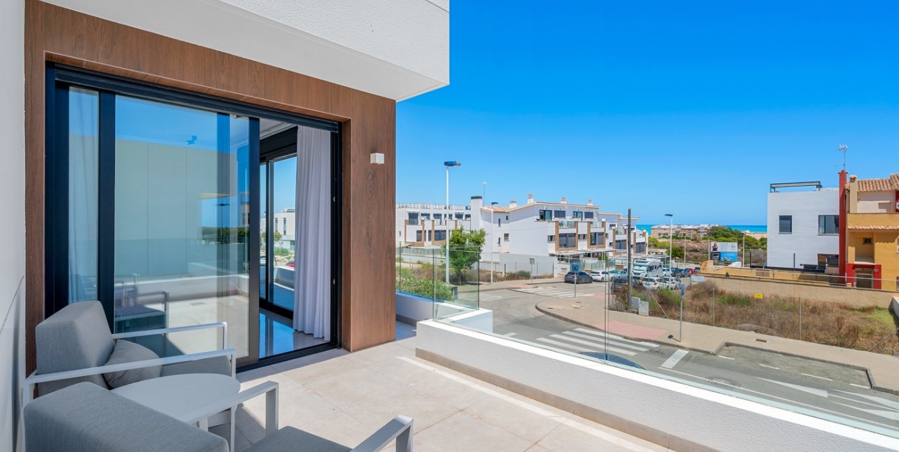 Resale - Villa -
Guardamar del Segura - Los Secanos