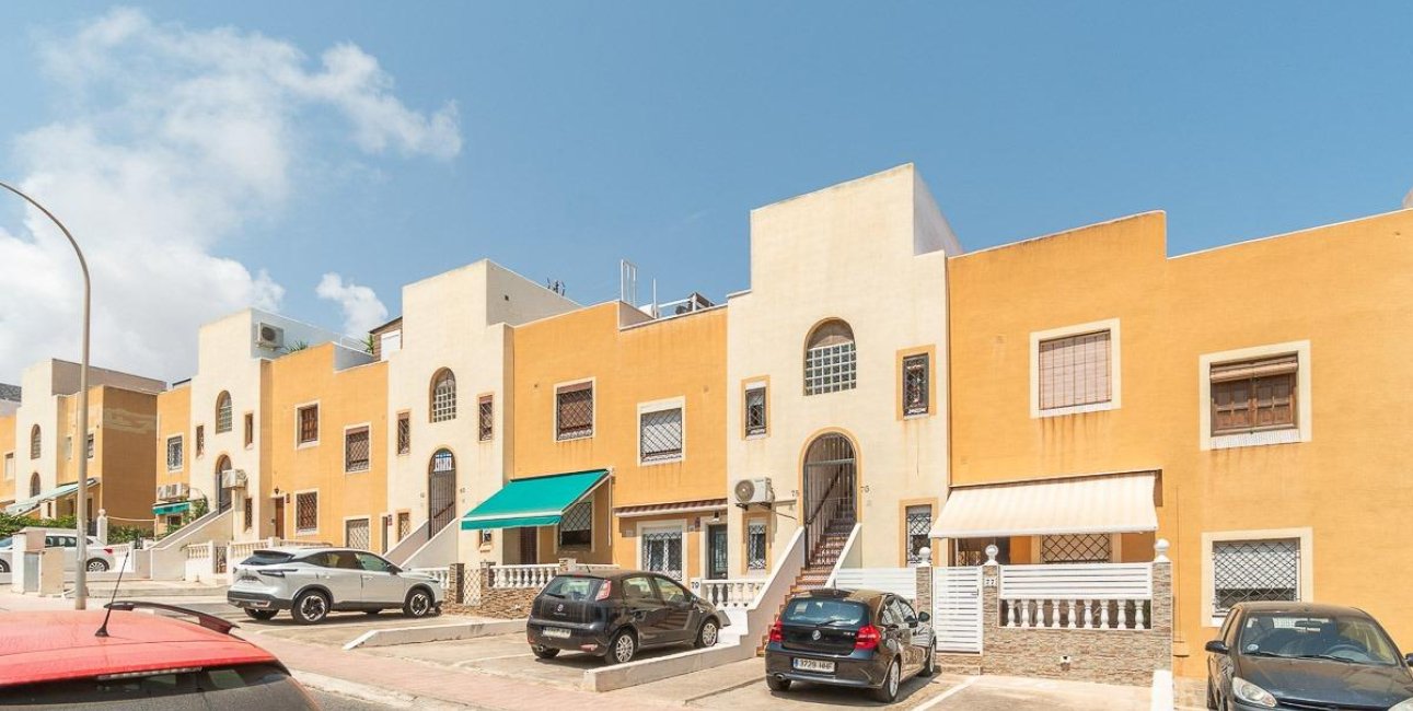 Rynek wtórny - Mieszkanie  -
Torrevieja - Torreblanca