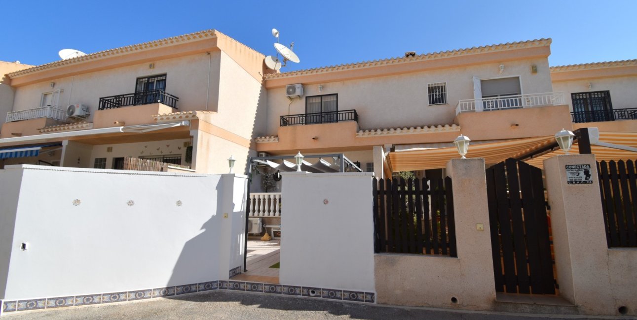 Rynek wtórny - Dom Szeregowy -
Orihuela Costa - Playa Flamenca