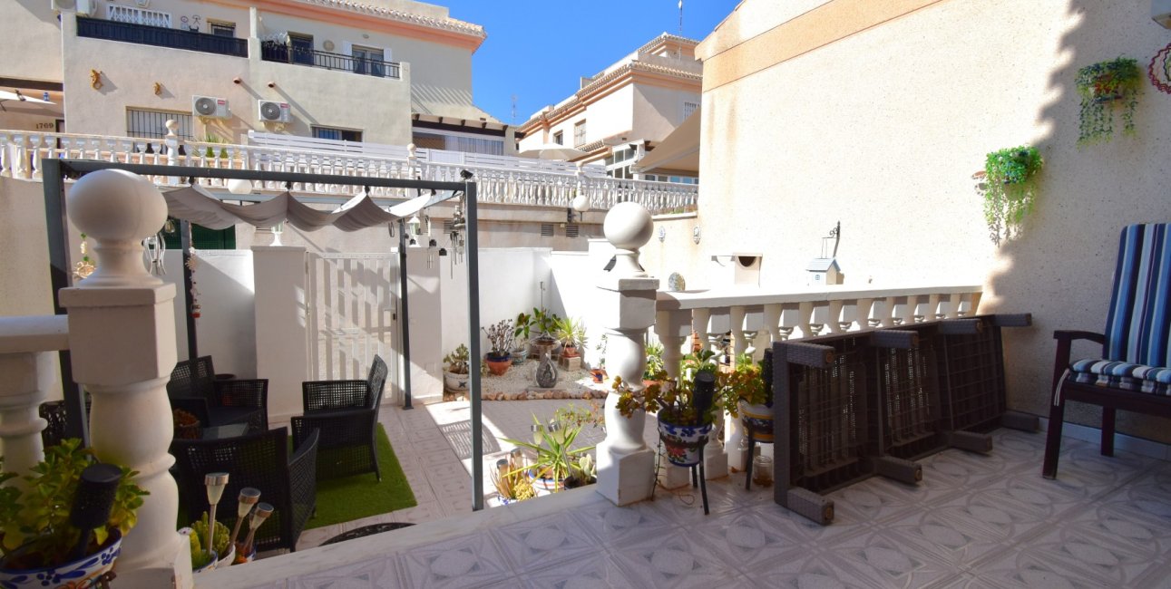 Rynek wtórny - Dom Szeregowy -
Orihuela Costa - Playa Flamenca