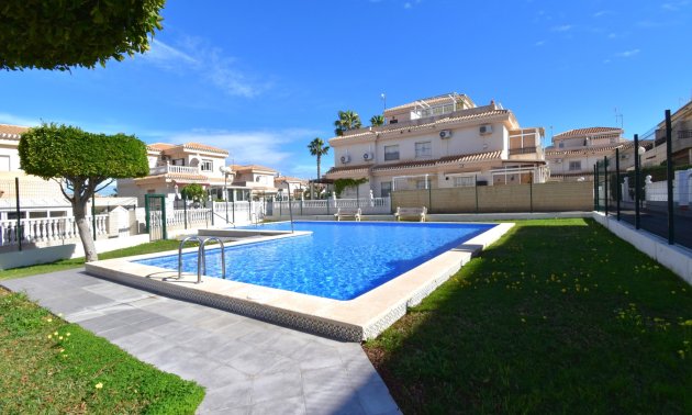 Rynek wtórny - Dom Szeregowy -
Orihuela Costa - Playa Flamenca