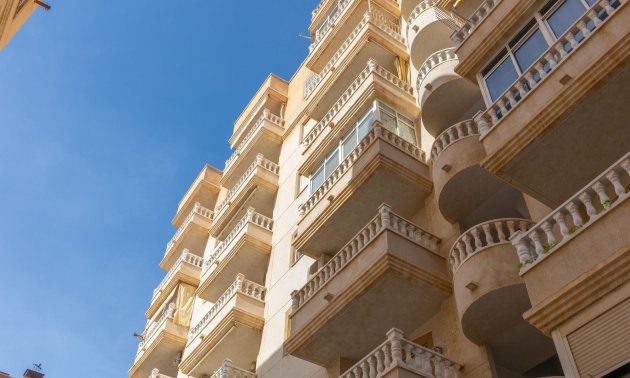 Rynek wtórny - Mieszkanie  -
Torrevieja - Nueva Torrevieja
