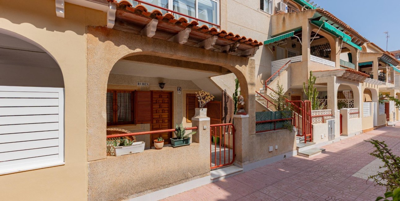 Resale - Apartment / flat -
Torrevieja - Acequion