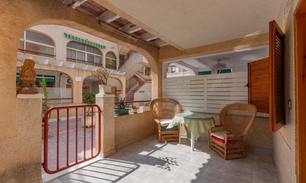 Resale - Apartment / flat -
Torrevieja - Acequion